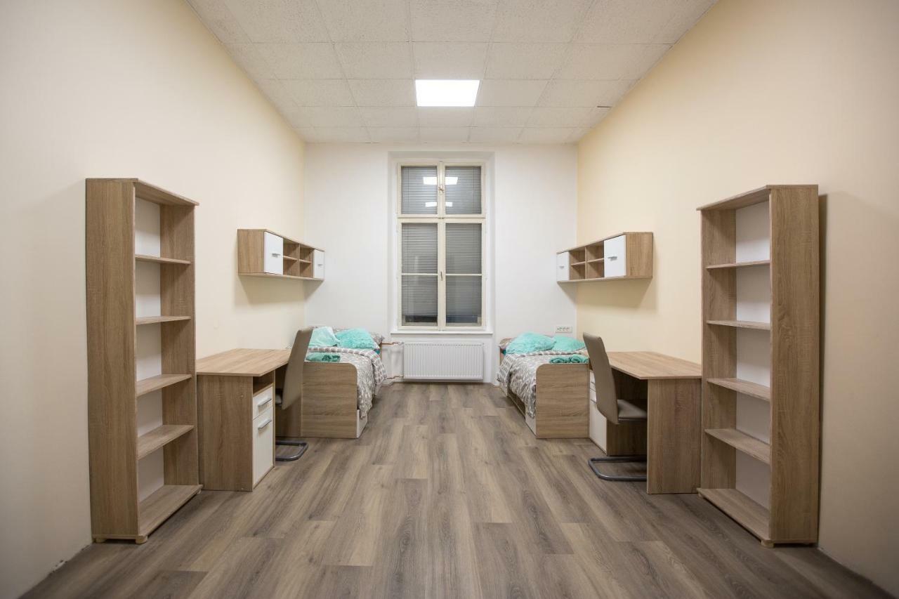 Minidorm Rooms In Heart Of City Center Maribor Ngoại thất bức ảnh