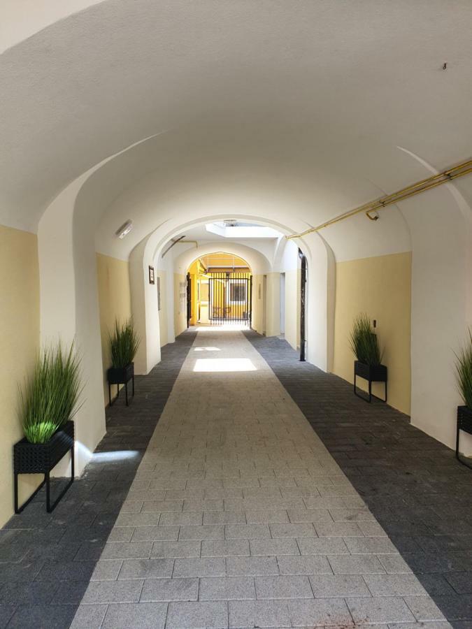 Minidorm Rooms In Heart Of City Center Maribor Ngoại thất bức ảnh